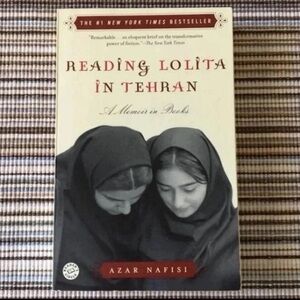 📚📚 3 for $15 📚📚 Paperback Book ~ Reading Lolita In Tehran By: Azar Nafisi